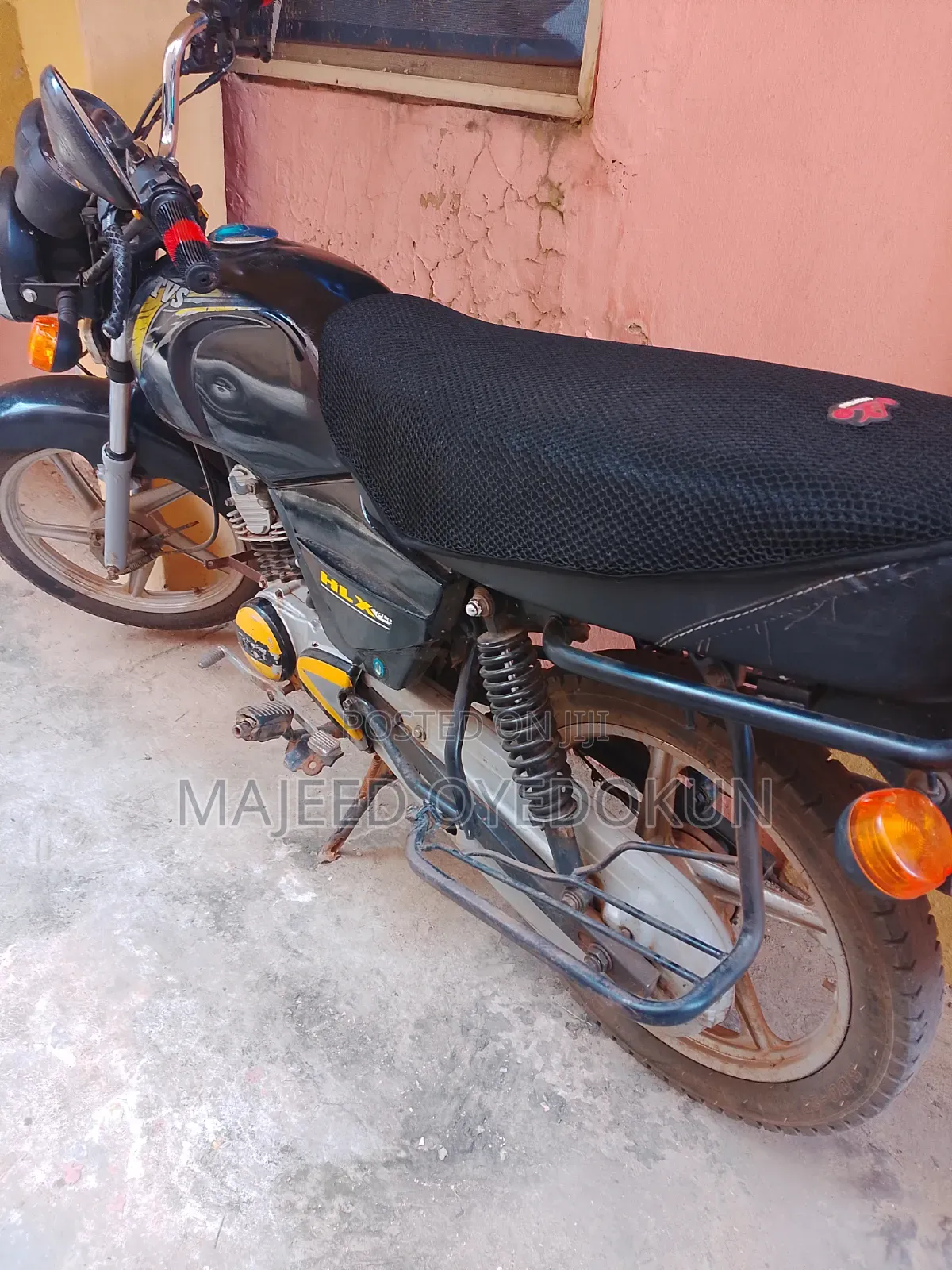 TVS HLX Plus ES 2022 Black