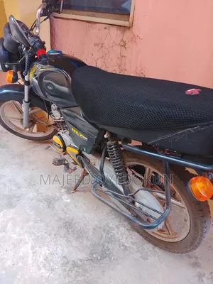 TVS HLX Plus ES 2022 Black