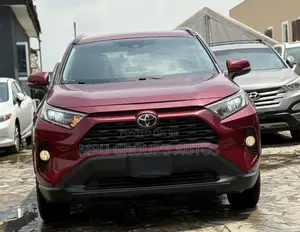 Toyota Highlander 2023 Red