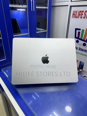Laptop Apple MacBook Air 2024 M3 8GB Apple M3 SSD 256GB