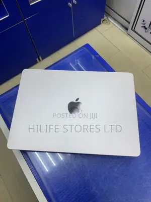 Laptop Apple MacBook Air 2024 M3 8GB Apple M3 SSD 256GB