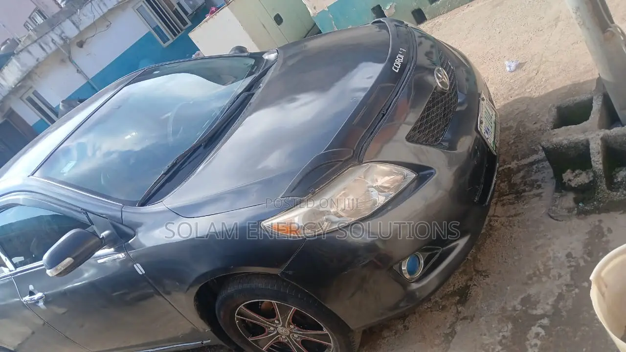 Toyota Corolla 2009 Gray