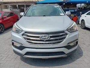 Hyundai Santa Fe 2018 Silver