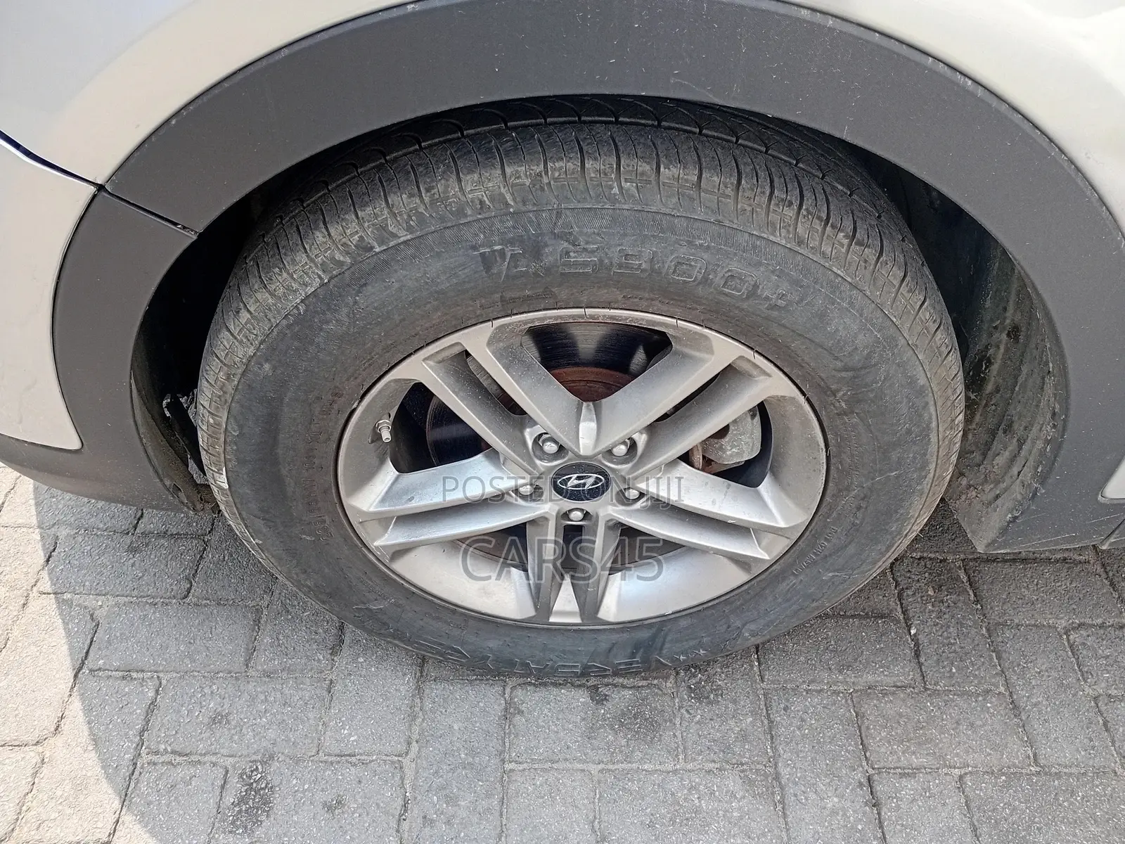 Hyundai Santa Fe 2018 Silver