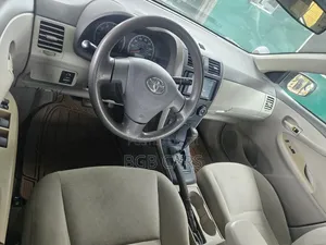 Toyota Corolla 2009 Gold