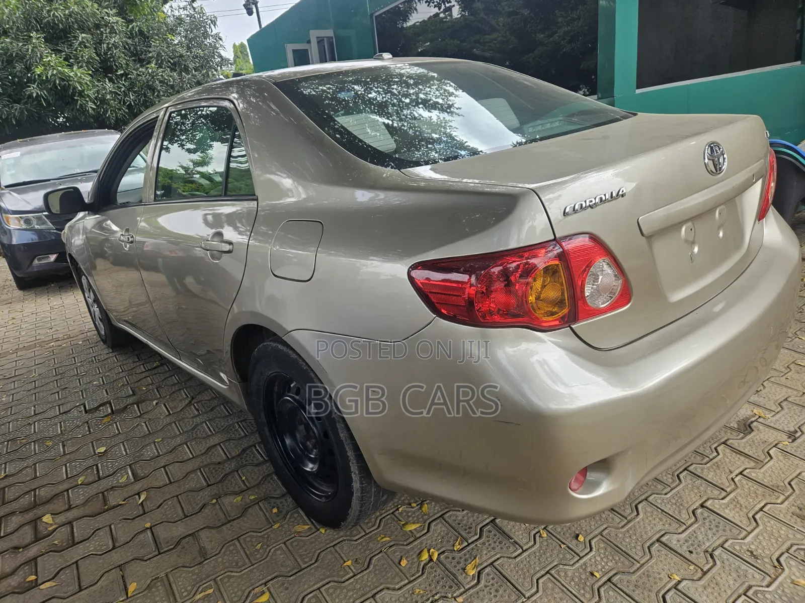 Toyota Corolla 2009 Gold