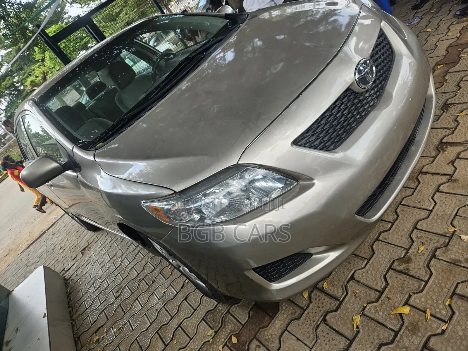 Toyota Corolla 2009 Gold