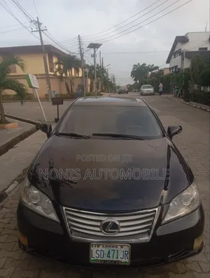 Lexus ES 2012 Black