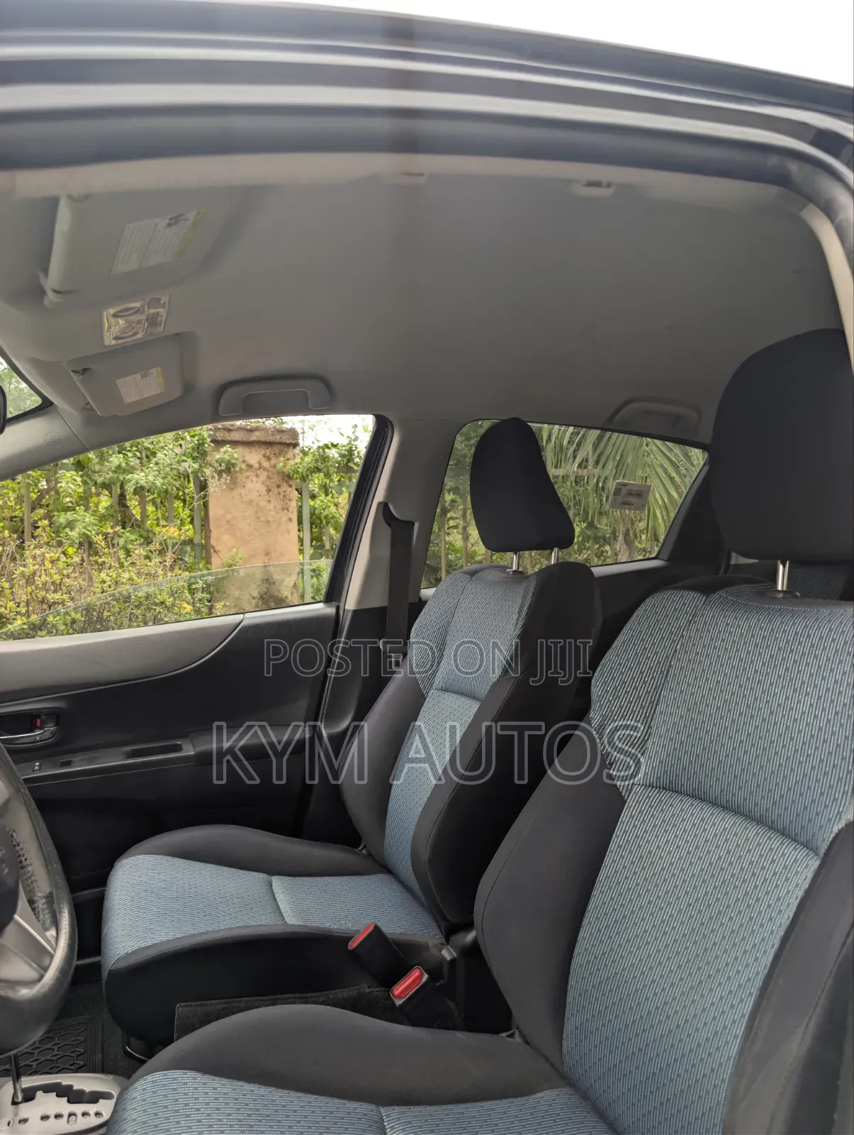 Toyota Yaris SE Hatchback 5dr 2012 Black