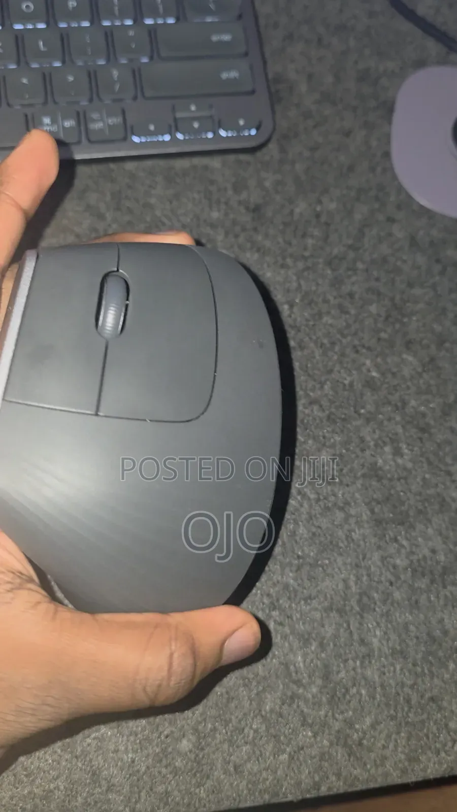 Logitech MX Vertical - Ergonomic Mouse