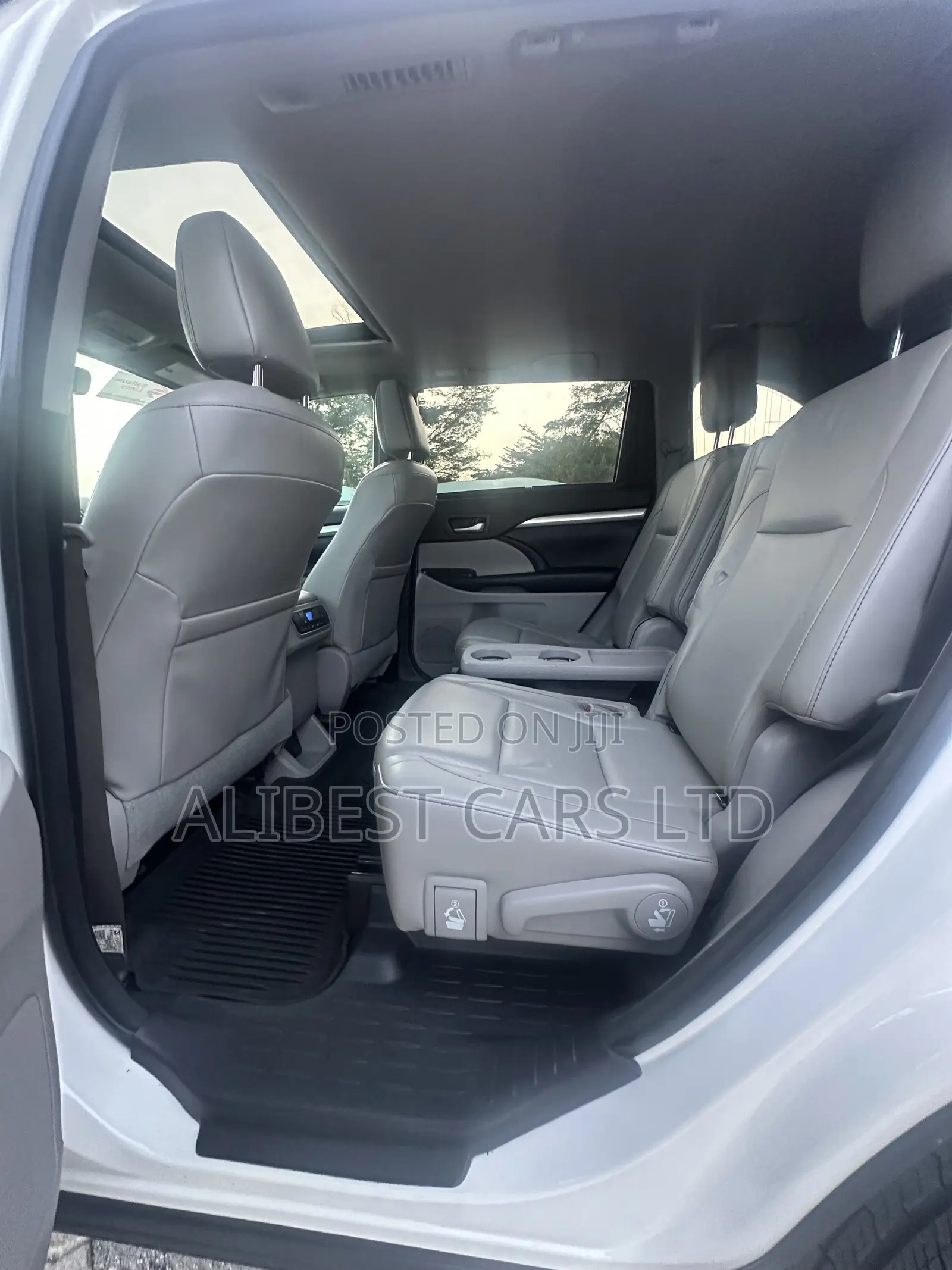 Toyota Highlander 2019 White