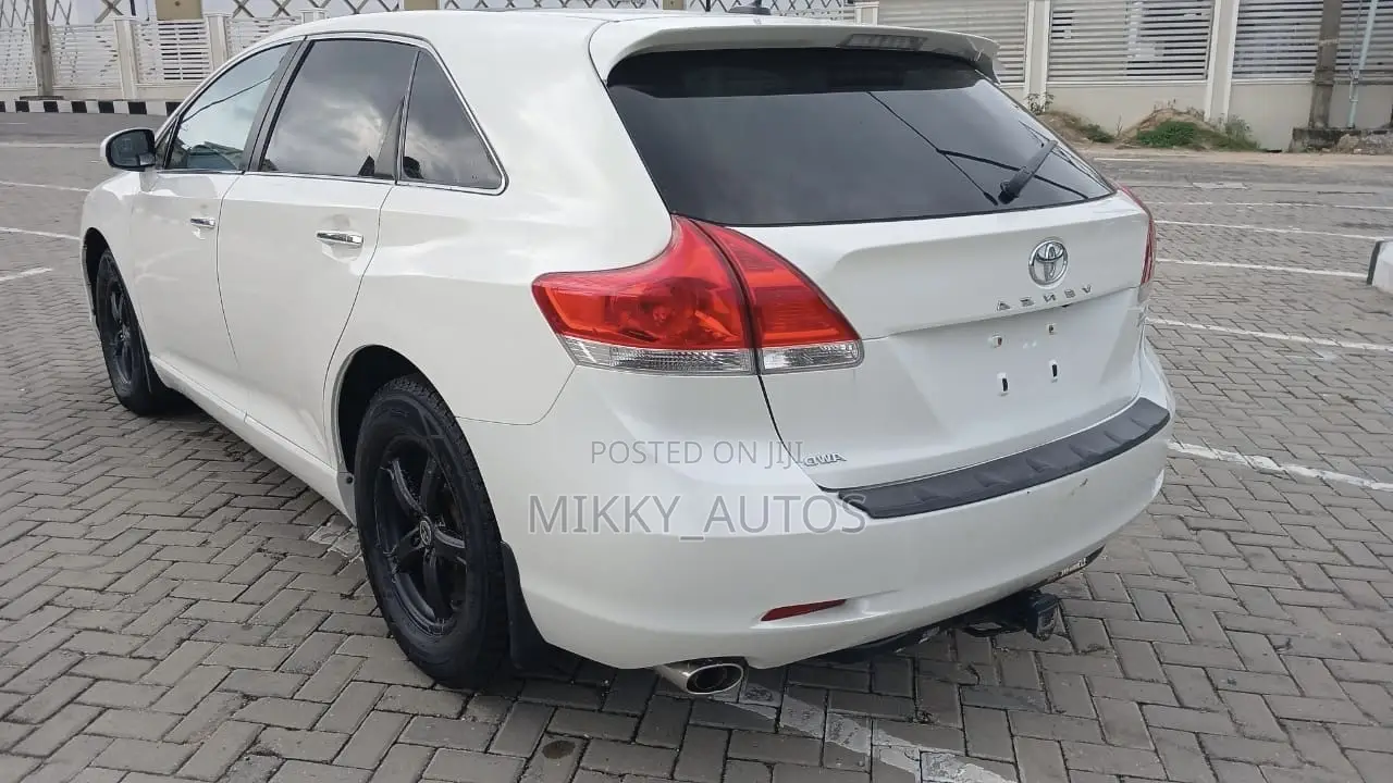 Toyota Venza 2012 White