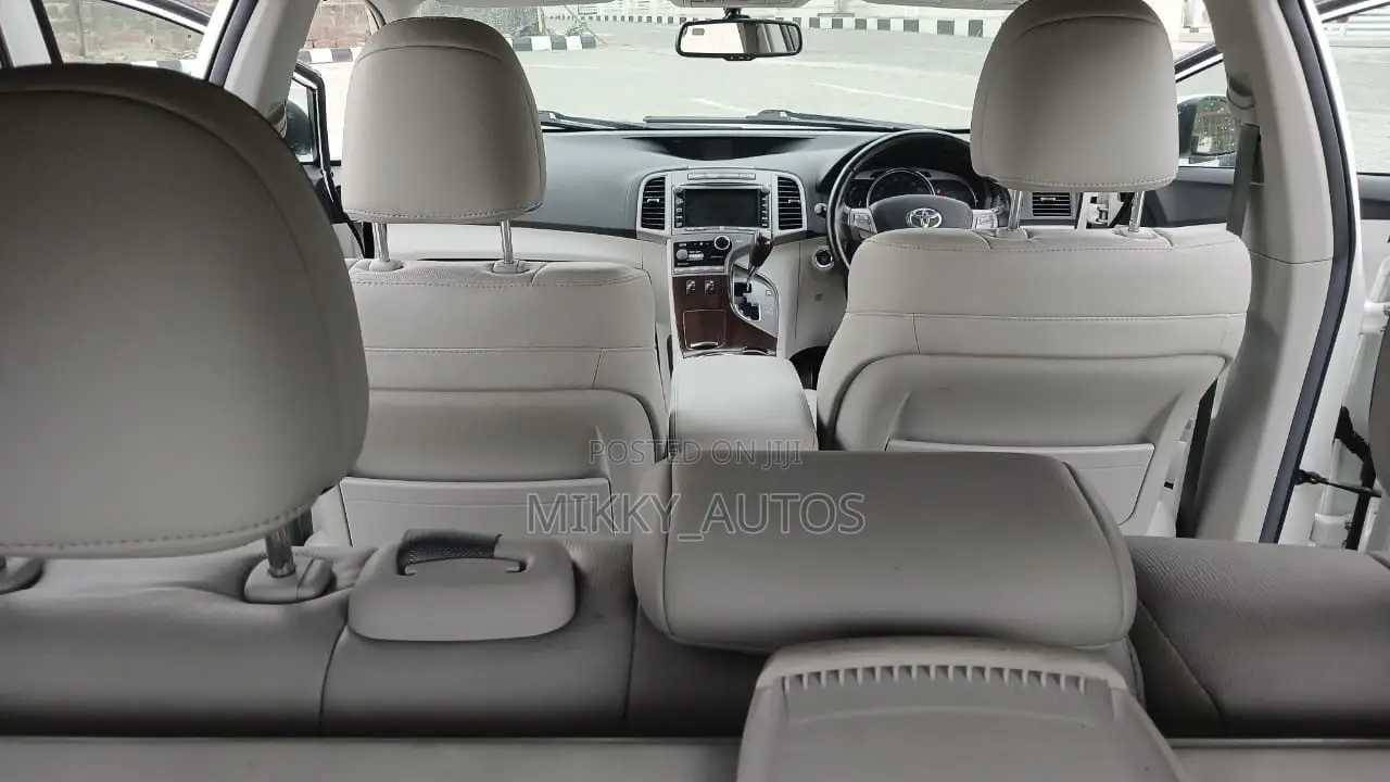 Toyota Venza 2012 White
