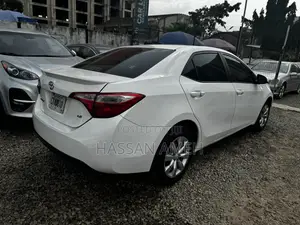 Toyota Corolla 2014 White