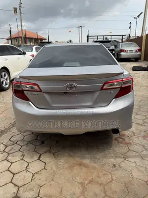 Toyota Camry 2013 Silver