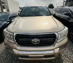 Toyota Land Cruiser 4.5 V8 GXR 2008 Gold