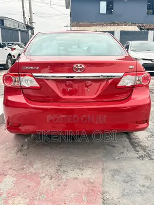 Toyota Camry LE 4dr Sedan (2.5L 4cyl 6A) 2013 Red