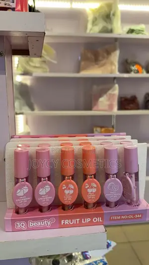 3Q Beauty Fruit Strawberry Lip Oil 5g