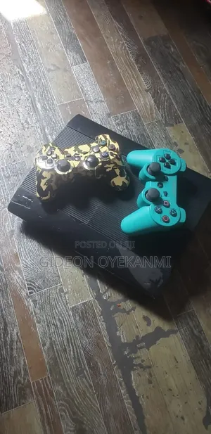 PS3 Super Slim With 10 Games