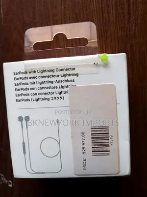 EarPods Lightning Connector.