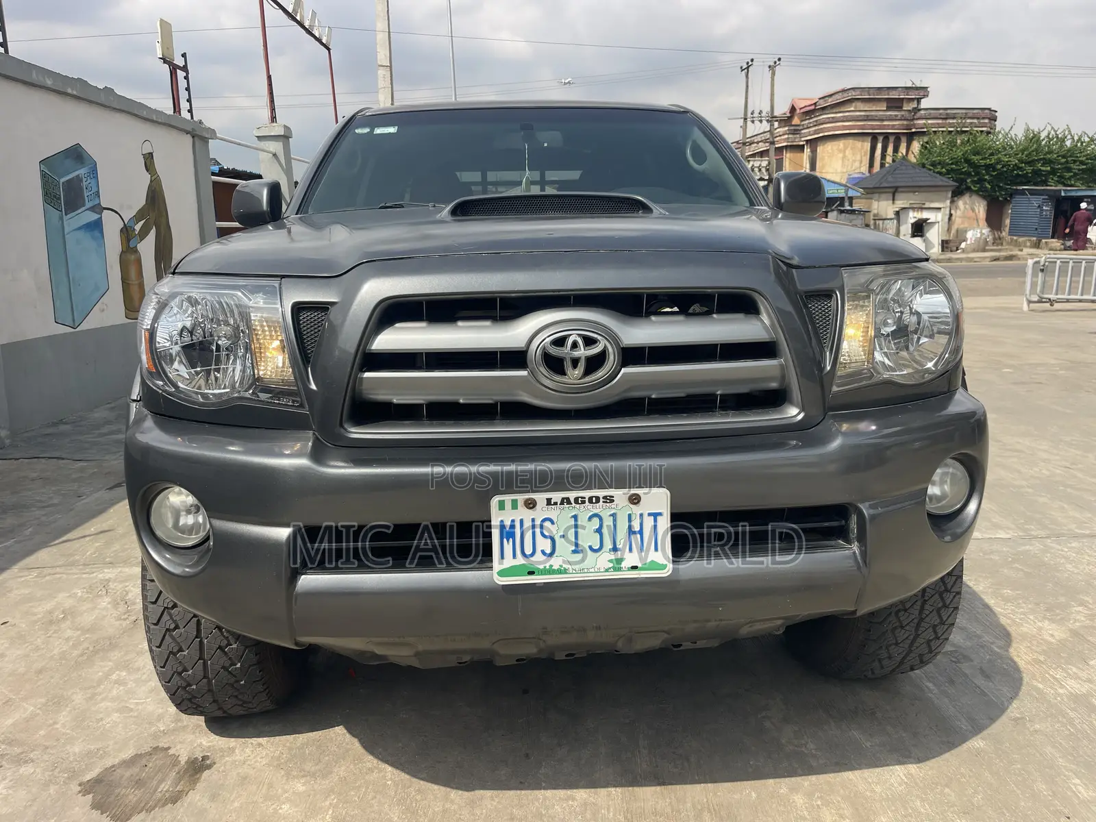 Toyota Tacoma 2010 Gray
