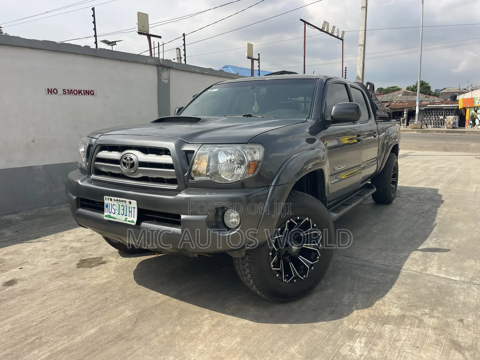 Toyota Tacoma 2010 Gray