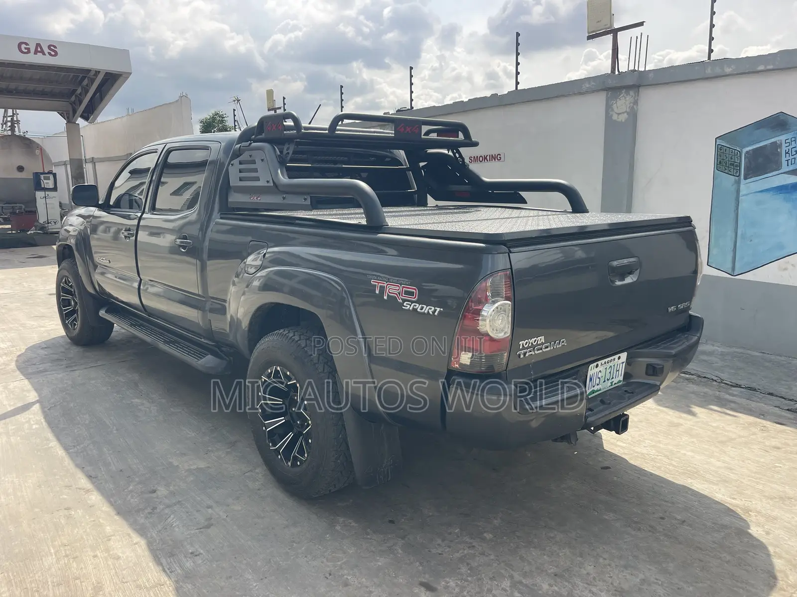 Toyota Tacoma 2010 Gray
