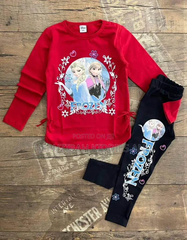 Fronzen Top AMD Leggings Set
