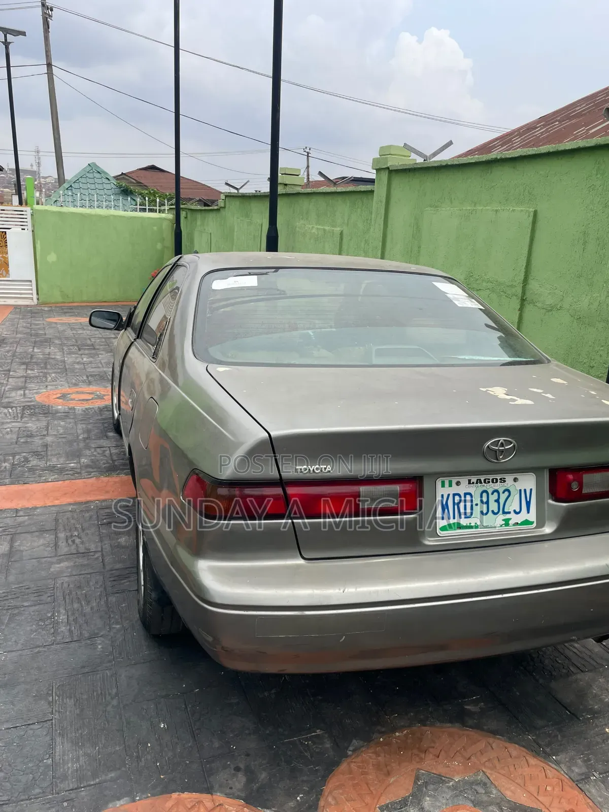 Toyota Camry 2011 Gray