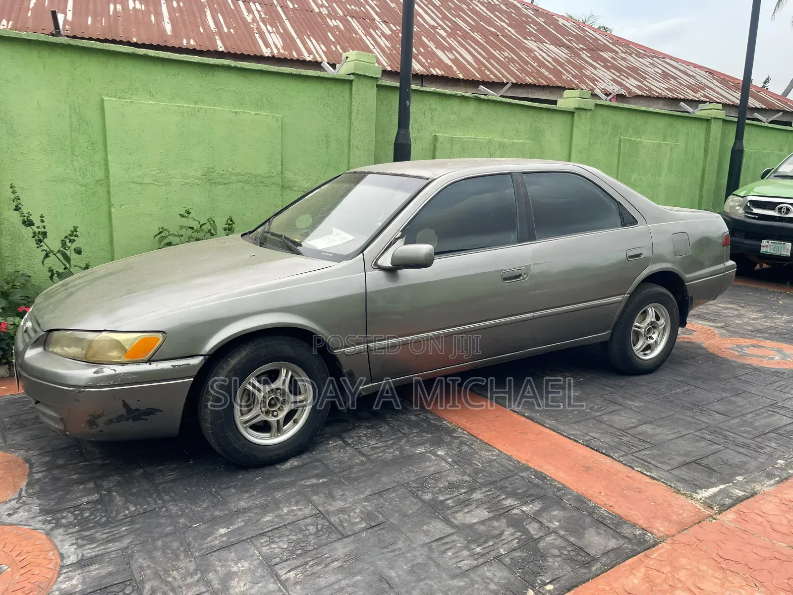 Toyota Camry 2011 Gray