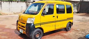 Daihatsu Gran Max 2010 Yellow
