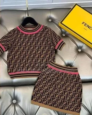 2pcs Baby Girl Skirt and Top Set.
