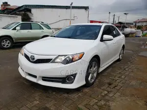 Toyota Camry 2014 White