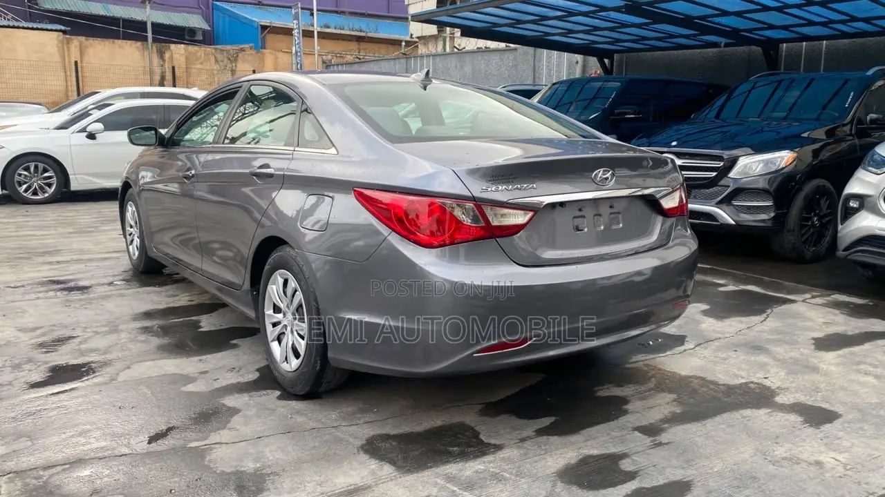 Hyundai Sonata 2012 Gray