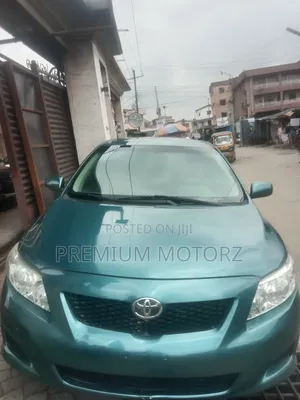 Toyota Corolla LE 4dr Sedan (1.8L 4cyl 4A) 2010 Green