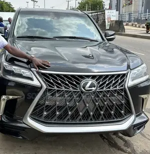 Lexus LX 2018 Black