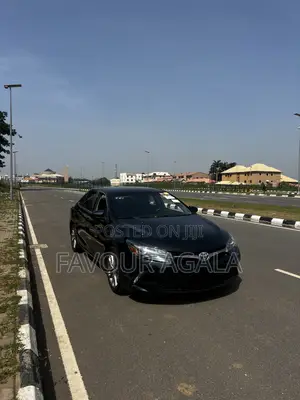Toyota Camry SE 4dr Sedan (2.5L 4cyl 6A) 2016 Black