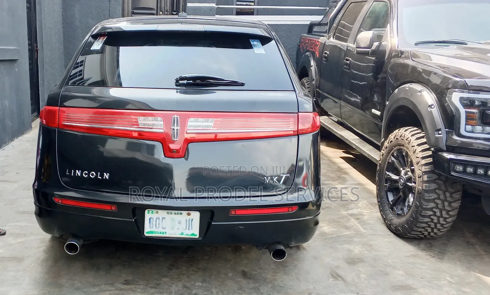 Lincoln MKT 2011 Black