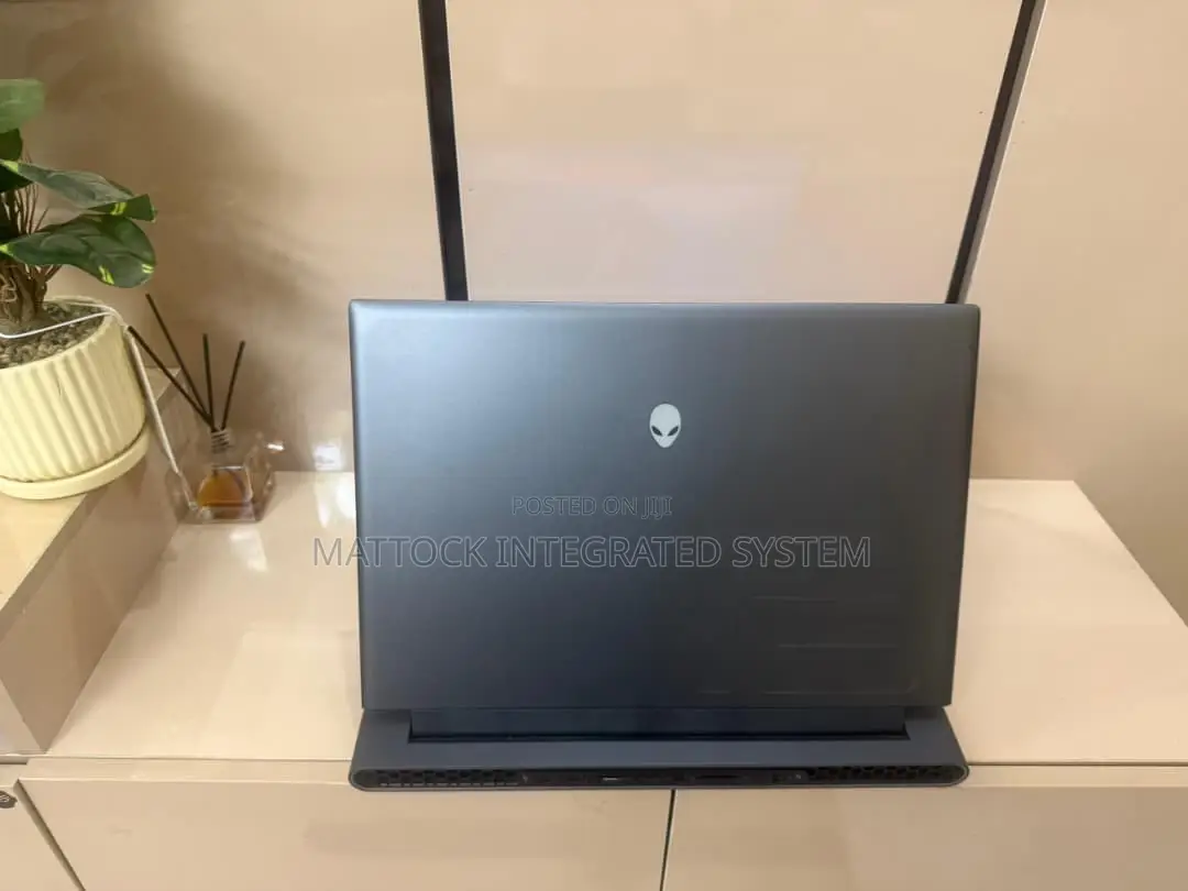 Laptop Dell 16GB Intel Core i9 SSD 1T