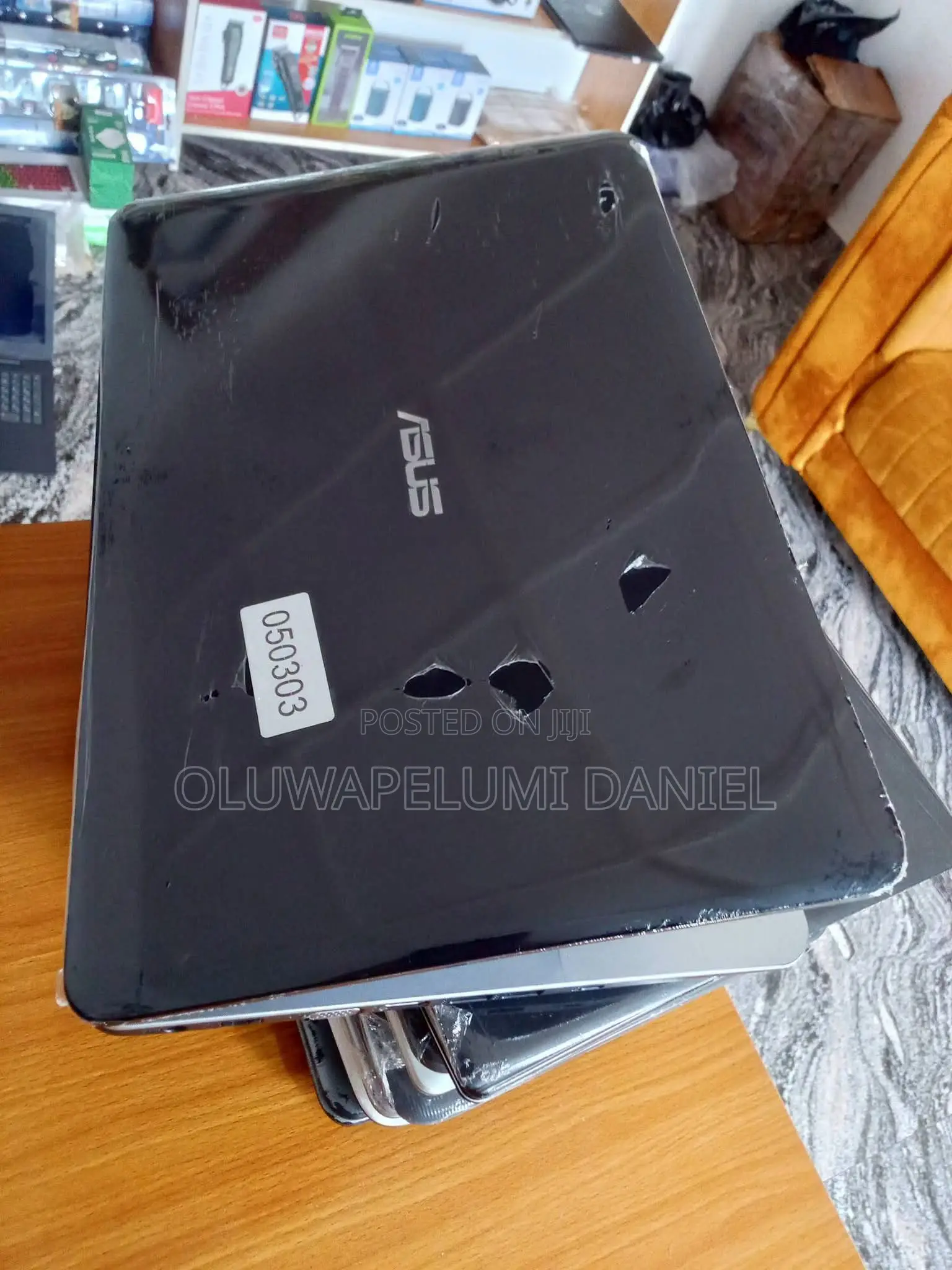 Laptop Asus X555LA 8GB Intel Core i5 HDD 500GB