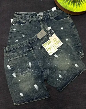 Short Jeans