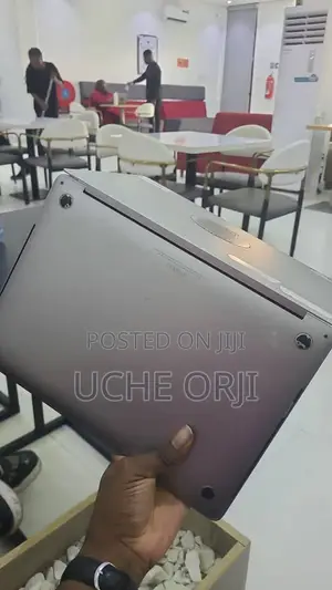 Laptop Apple MacBook Pro 2019 16GB Intel Core i7 SSD 512GB