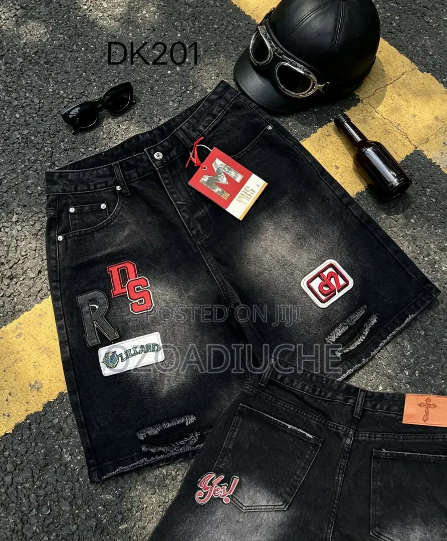 Short Jeans