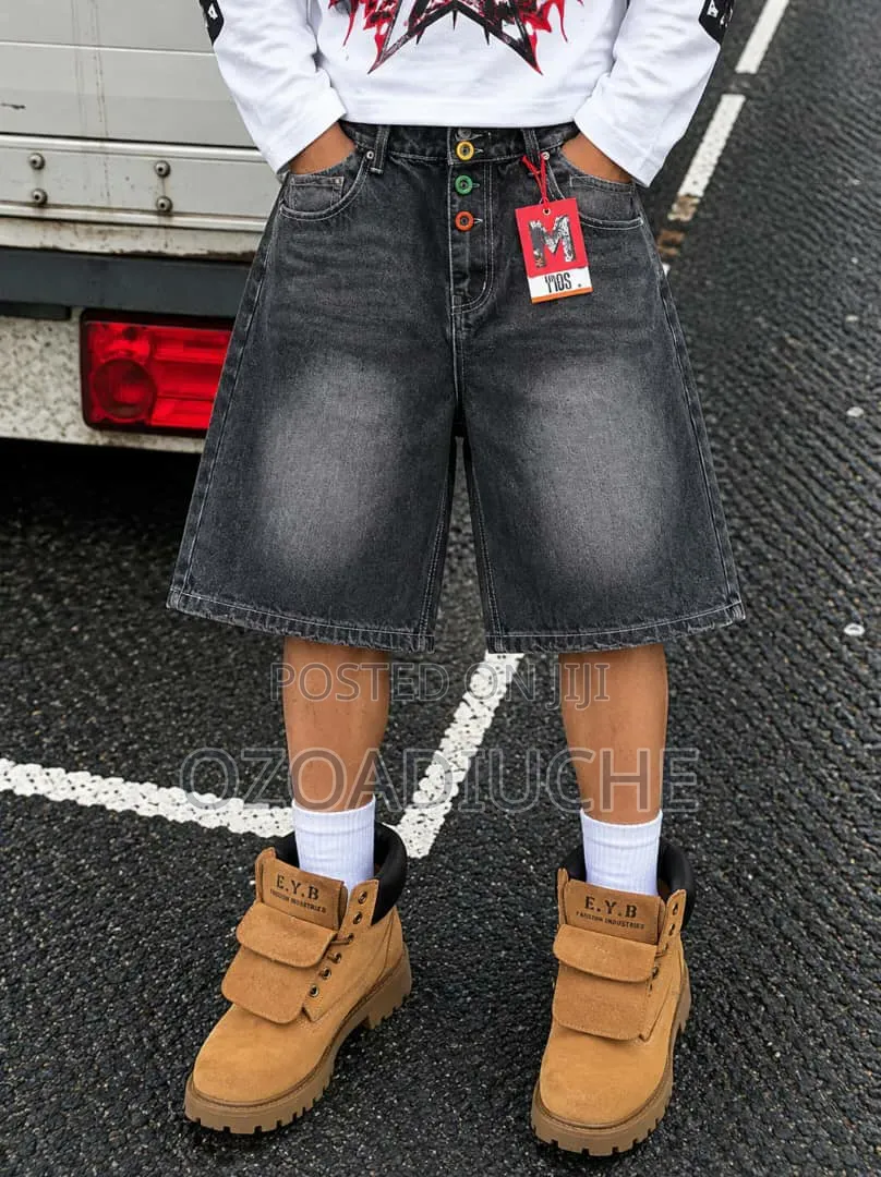 Short Jeans