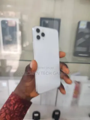 Apple iPhone 11 Pro Max 256 GB White