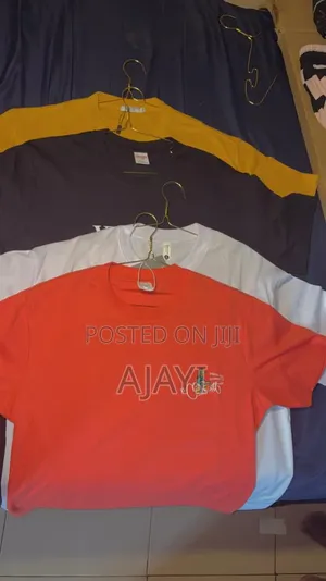 Roundneck Tees