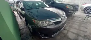 Toyota Camry LE 4dr Sedan (2.5L 4cyl 6A) 2013 Gray