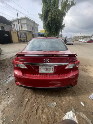 Toyota Corolla 2011 Red