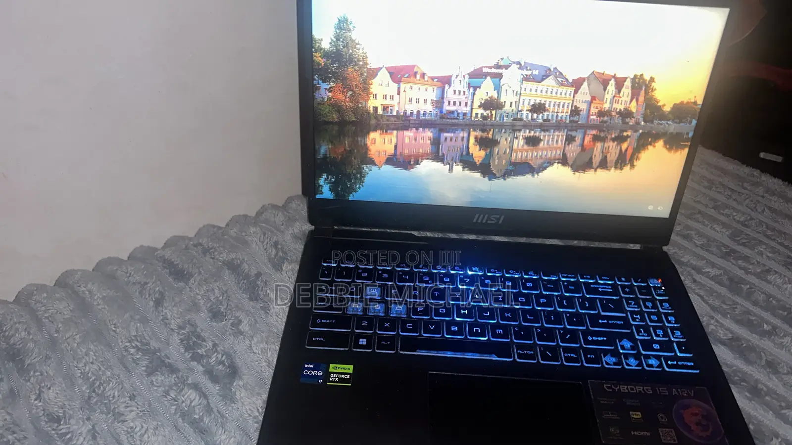 Laptop MSI Cyborg 15 16GB Intel Core i7 SSD 512GB