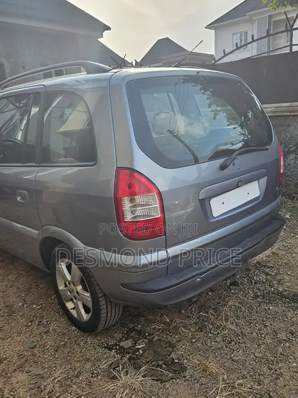 Opel Zafira 1.6 2005 Silver